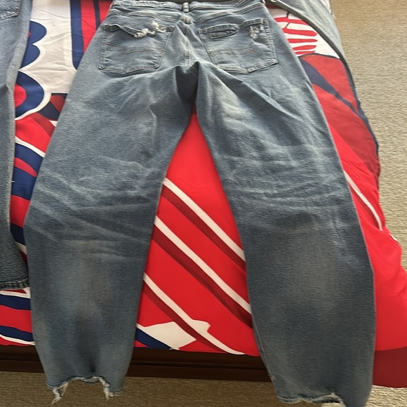 Excellent Condition 2 Lucky Brand jeans and 1 American Eagle Jeans - Picture 10 of 11